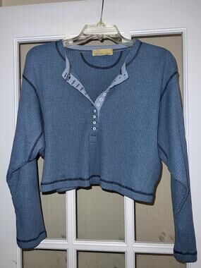How Very Loved Blue Waffle Knit Y2K Henley Btton Top SZ Small Oversized Fit Boho